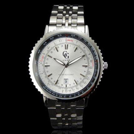Montre acier pas cher pour homme avec date
